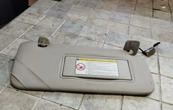 Peugeot 407 Sun visor