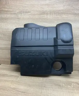 Suzuki Grand Vitara II Engine cover (trim) 1317067J10
