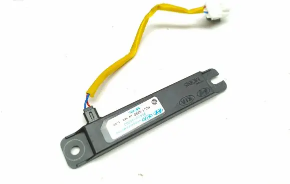 KIA Stinger Aerial antenna amplifier 95420J5200 MLL10290