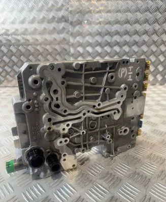 Audi A4 S4 B9 Transmission gearbox valve body 1102427187