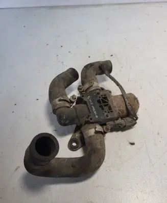 BMW 7 E65 E66 Coolant heater control valve 6906381