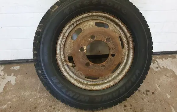 Iveco Daily 4th gen R16 spare wheel 
