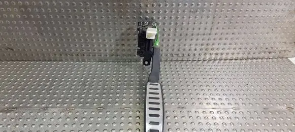 Porsche Cayenne (9PA) Accelerator throttle pedal 7L0723507D