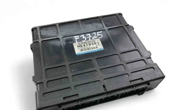 Mitsubishi Galant Engine control unit/module ECU MR470361
