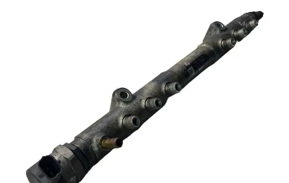 Volvo XC90 Fuel main line pipe 0445215023 8699179 002389L2
