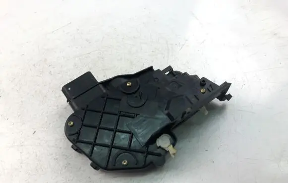 Volvo V50 Coupe door lock (next to the handle) 240015003