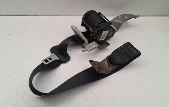 Fiat Freemont Rear seatbelt 6040908A
