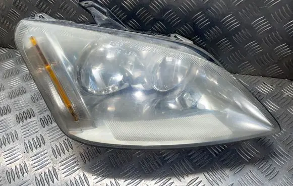 Ford C-MAX I Headlight/headlamp 270606