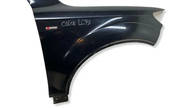 Audi Q7 4L Fender 4L082106 COLORLC9X