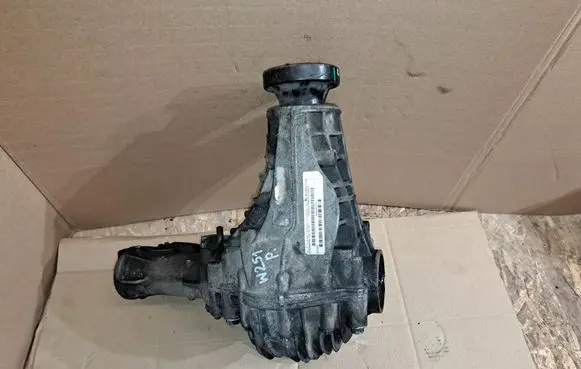 Mercedes-Benz ML W164 Front differential A1643302702