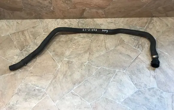 BMW 1 F20 F21 Engine coolant pipe/hose 9243891