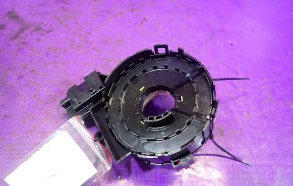 Volkswagen Golf V Airbag squib ring wiring 1K0959653C