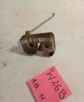Ford Fiesta Tailgate exterior lock 12121211