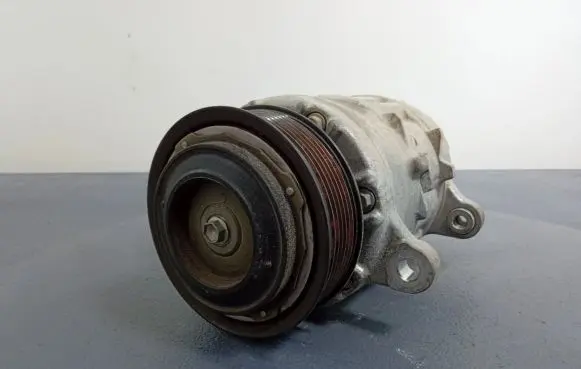 BMW 7 G11 G12 Air conditioning (A/C) compressor (pump) 7948806