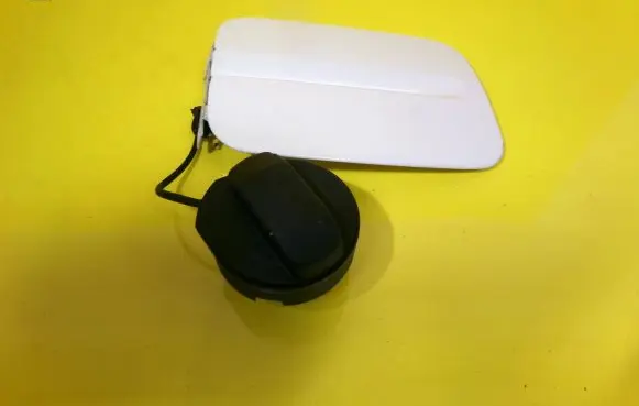 Volkswagen PASSAT B3 Fuel tank cap 034010017B