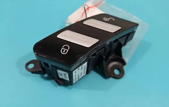 Mercedes-Benz S W221 Seat control switch A2218211210 IMPRK1389655