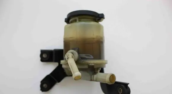 Lexus RX 330 - 350 - 400H Power steering fluid tank/reservoir 
