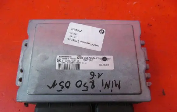 Mini One - Cooper R50 - 53 Engine control unit/module 7557395