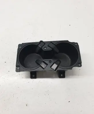 Cup holder front