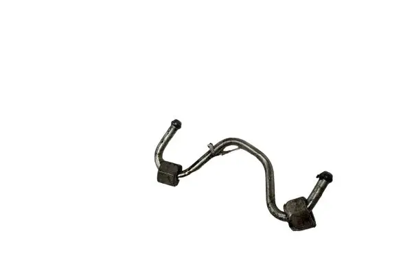 Nissan X-Trail T31 Fuel injector supply line/pipe 