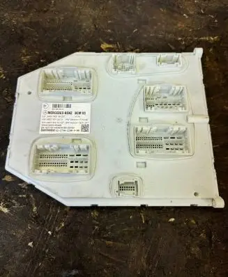 Mercedes-Benz Sprinter W907 W910 Comfort/convenience module A9079003603 9079003603 A9079013401