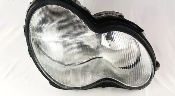 Mercedes-Benz C W203 Headlight/headlamp a2038201061 0302481002 LE98B646