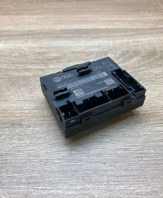 Audi A4 S4 B8 8K Door control unit/module 8K0959793Q