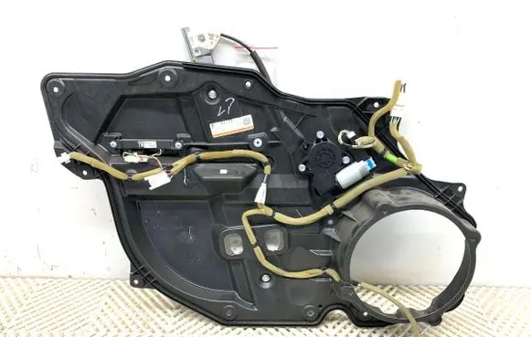 Mazda CX-7 Front door window regulator with motor 