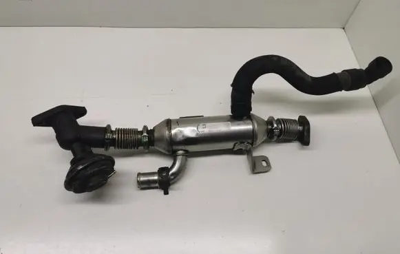 Peugeot 406 EGR valve cooler 861059G