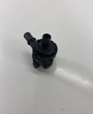Nissan Qashqai Electric auxiliary coolant/water pump