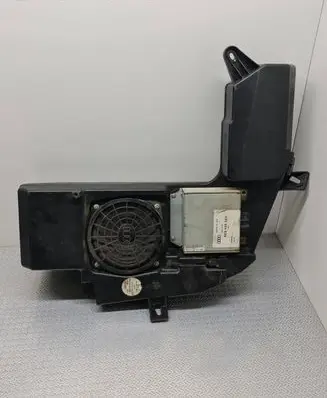 Audi A4 S4 B6 8E 8H Subwoofer speaker 2752510370 S282S