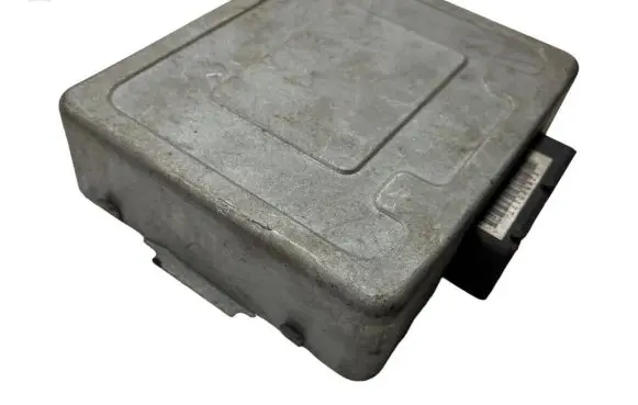 Volvo S40, V40 Engine control unit/module P30857282 T98270097 1TEZ003085