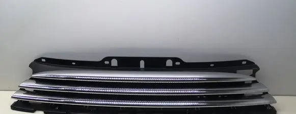 Mini One - Cooper Coupe R56 Front bumper upper radiator grill 2751291
