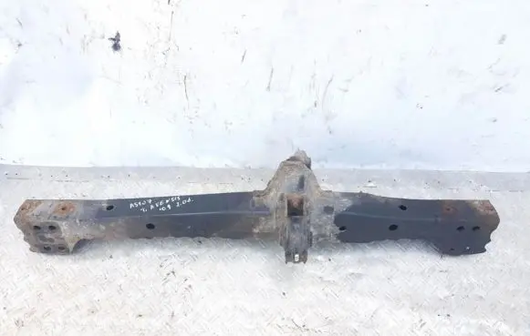 Toyota Avensis T270 Front subframe