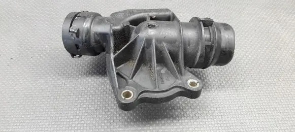 BMW 5 E39 Thermostat housing 2354056