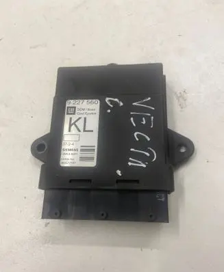 Opel Vectra C Door control unit/module 9227560 5WK46001