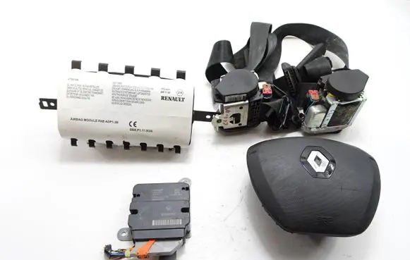 Renault Clio IV Airbag set rne