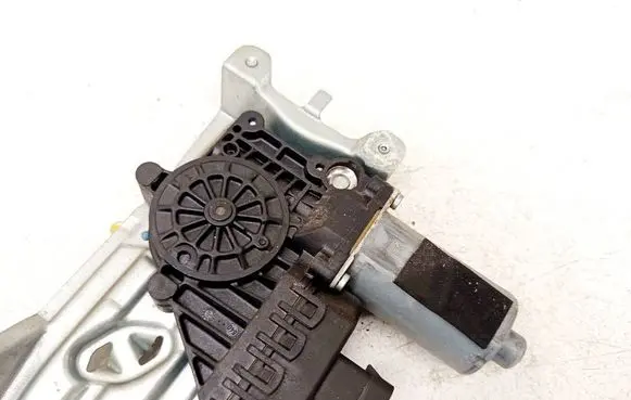 Opel Zafira B Front door window regulator motor 13132434