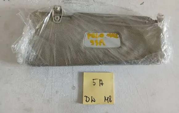 Volkswagen Polo II 86C 2F Sun visor
