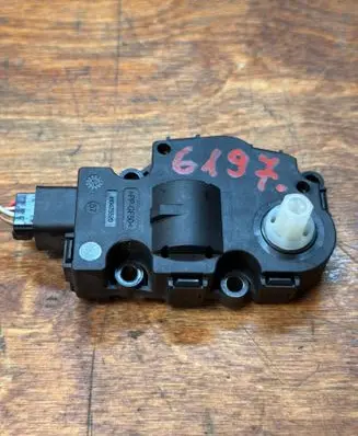 Audi A5 Sportback 8TA Air flap motor/actuator 412650750 K9749005 EFB330