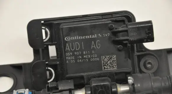 Audi Q7 4M Other engine bay part 4M0907816E 059907811B