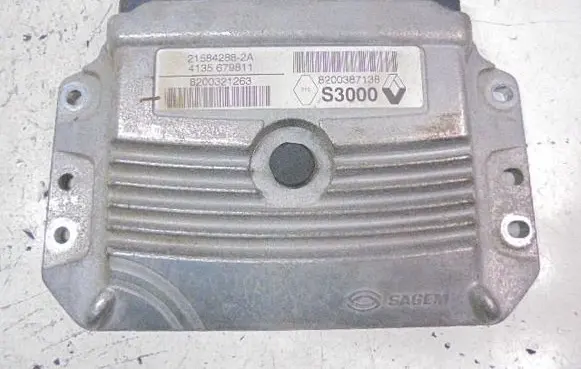 Renault Scenic II - Grand scenic II Engine control unit/module ECU 8200387138