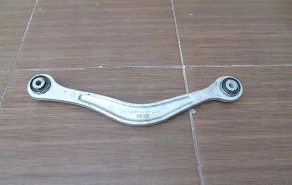 Mercedes-Benz S W220 Rear control arm 2203521105