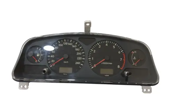 Toyota Avensis T220 Speedometer (instrument cluster) 8380005230 15117991