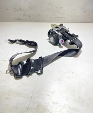 Volvo S60 Front seatbelt 39818843
