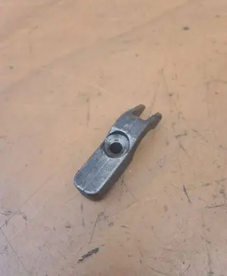 Renault Mascott Fuel Injector clamp holder 