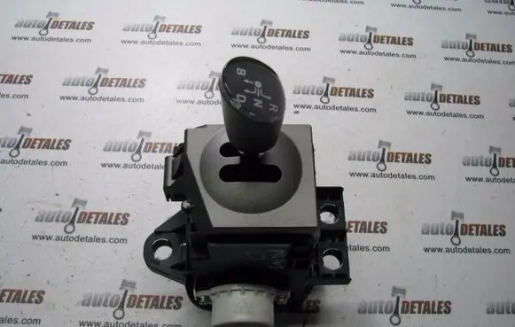 Toyota Prius (XW20) Gear shifter/selector 8945147030