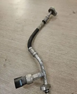 Land Rover Evoque I Air conditioning (A/C) pipe/hose JLRL538
