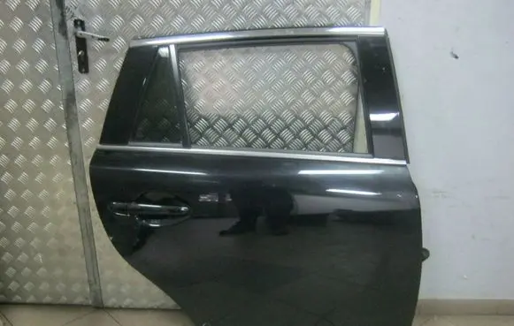 Mazda 6 Rear door