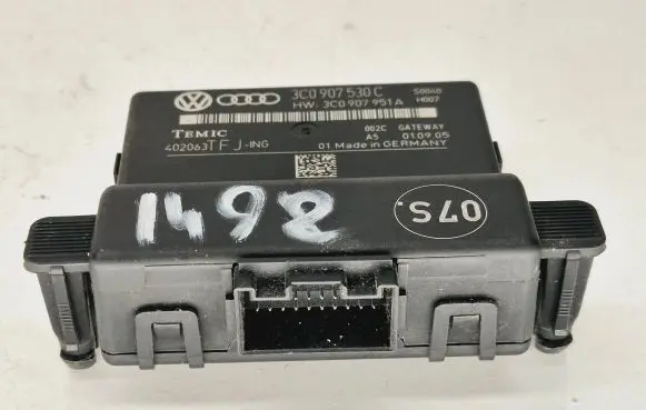 Volkswagen PASSAT B6 Gateway control module 3C0907530C 402063